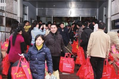 不凡成就非凡 · 卓越之路