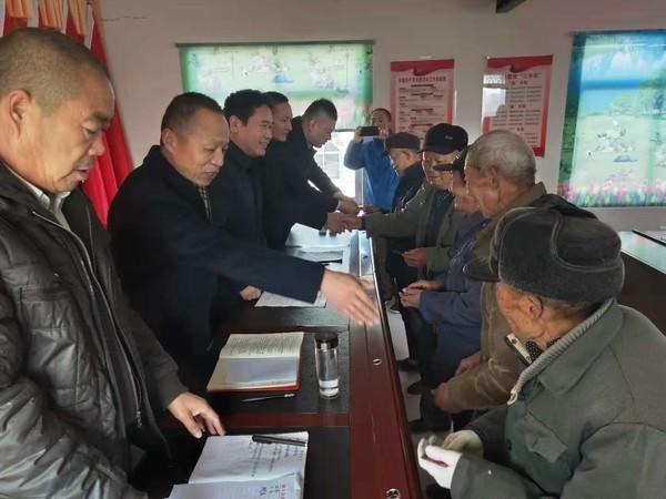 不凡成就非凡 · 卓越之路