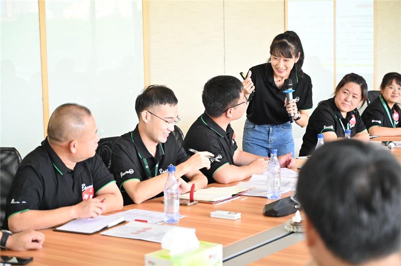 不凡成就非凡 · 卓越之路